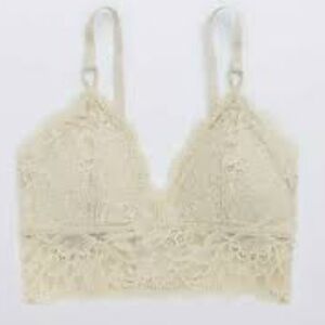 Aerie New Blooms Cream Lace Bralette size Medium